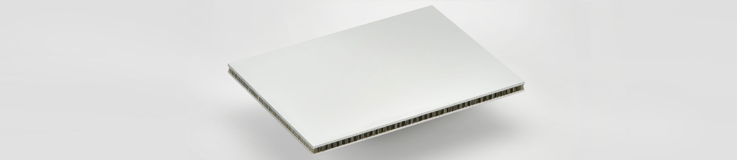 Pannelli sandwich, compositi in alluminio e polipropilene alveolare: per pavimenti, interiors e arredamento